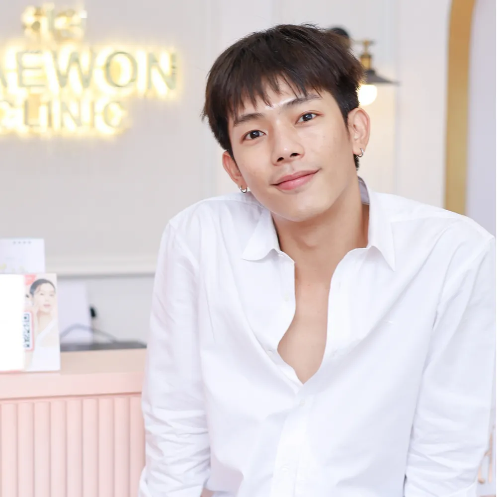 haewon-club-selfie-007